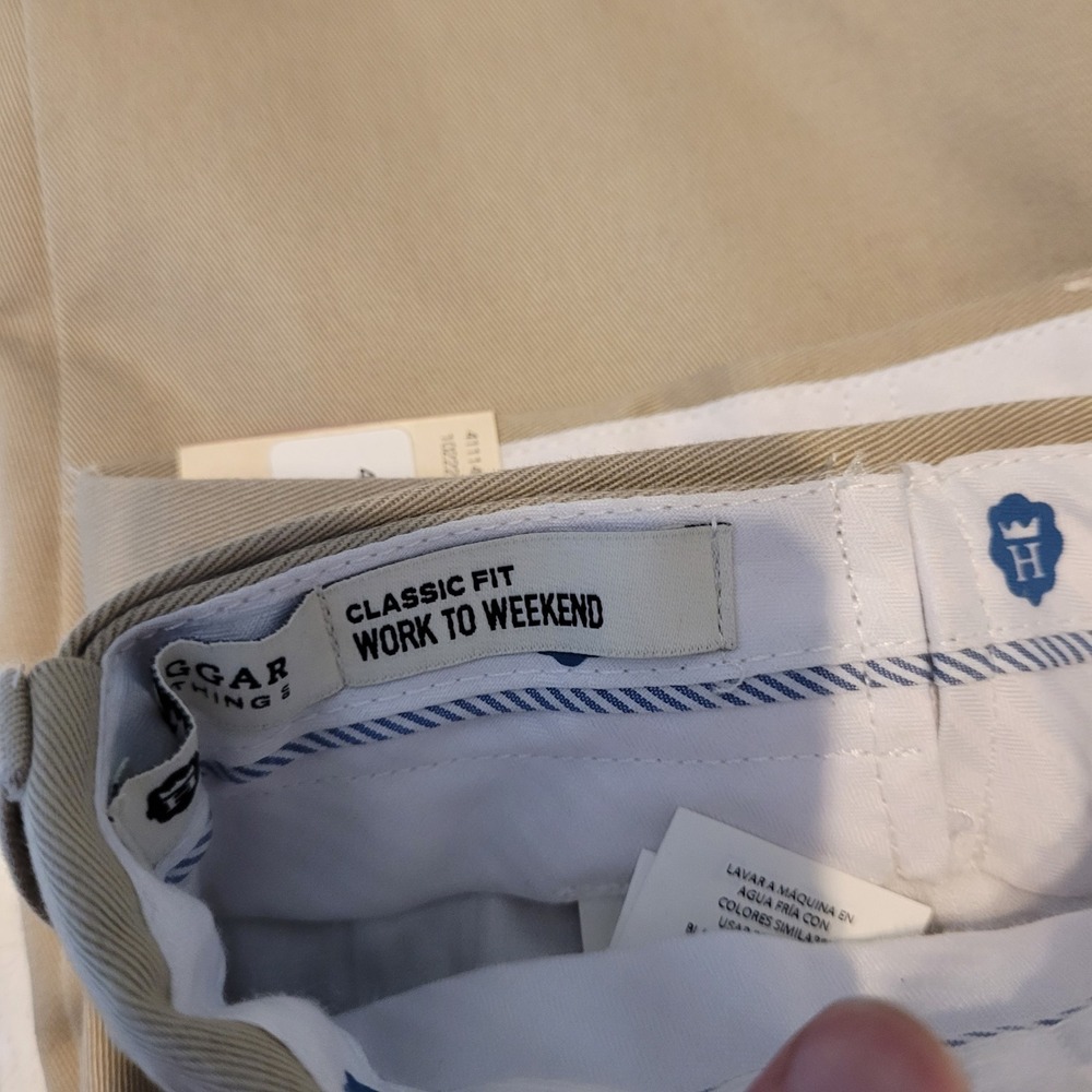 Haggar Work To Weekend Khaki Pants Mens 42x32 Khaki Classic Fit No Iron - Picture 4 of 8